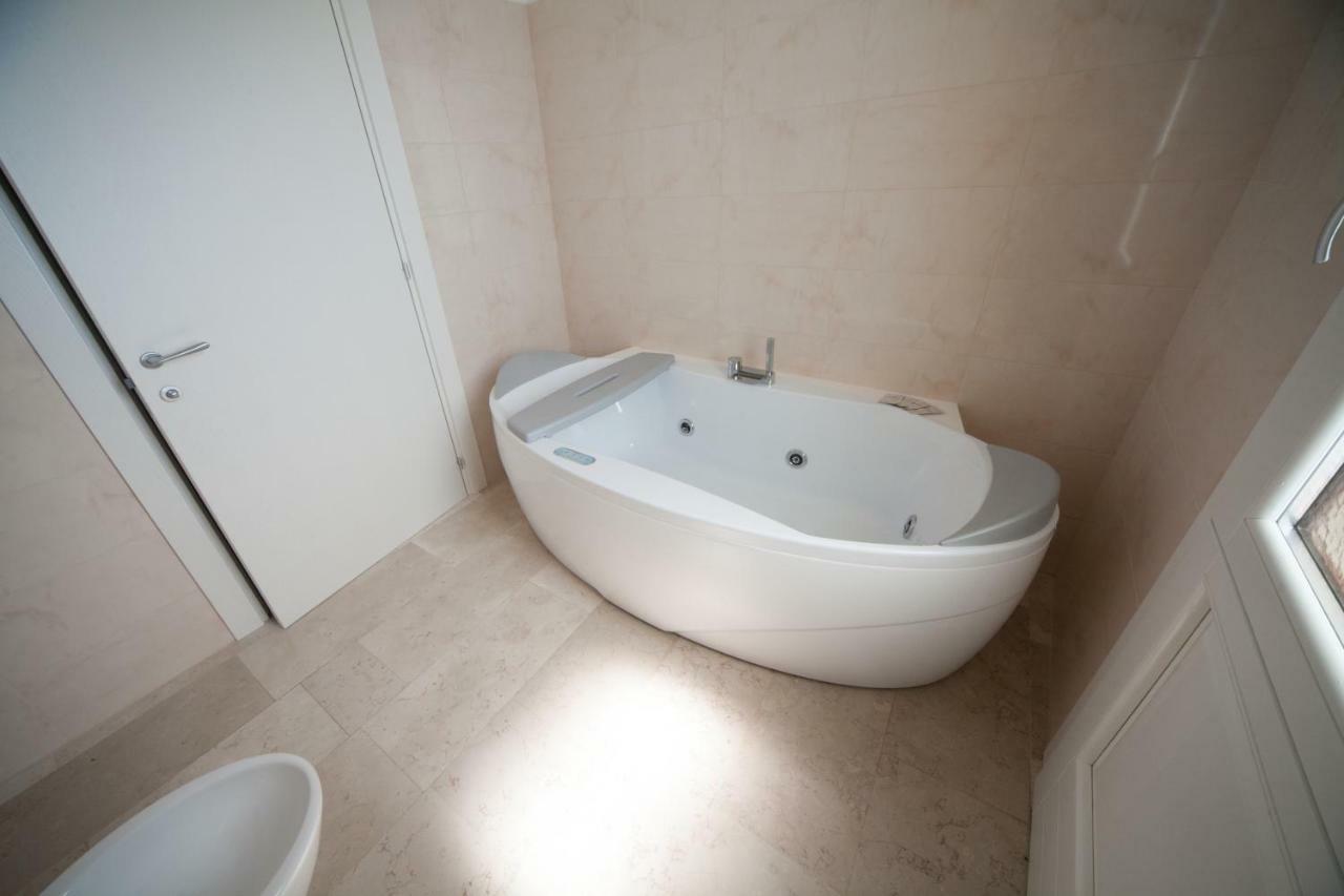 Antica Masseria Ficazzana - Tenuta Marina Di Pescoluse Ngoại thất bức ảnh